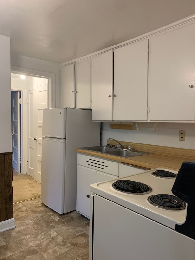 707 Broadway N unit 6 – photo 3