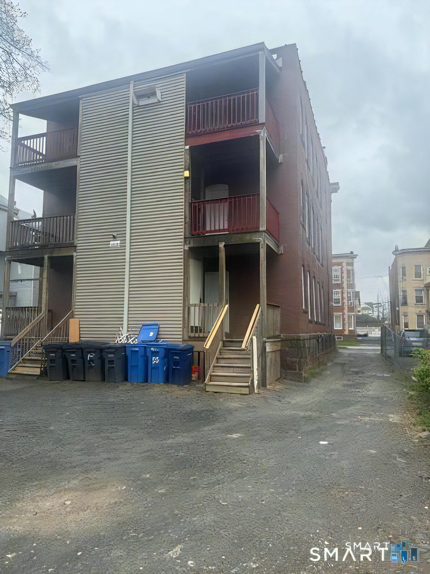 46 Bond St unit #3 – photo 3