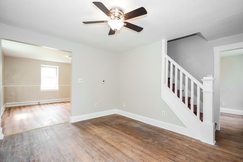 20 Vernon Ave unit 3 – photo 5