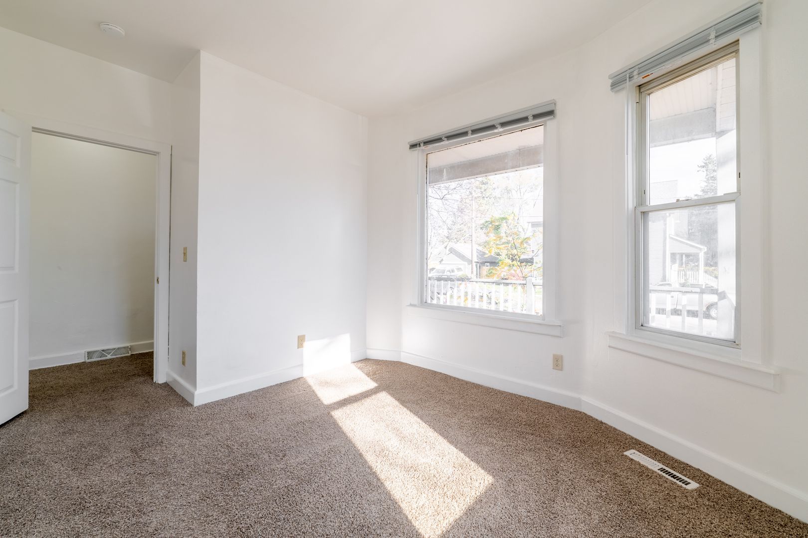 5432 23rd Ave – photo 3