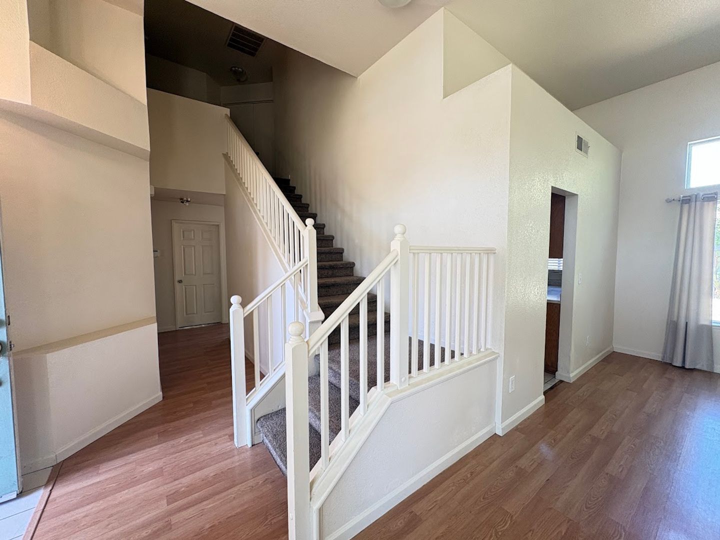 4003 Ews Woods Blvd – photo 2