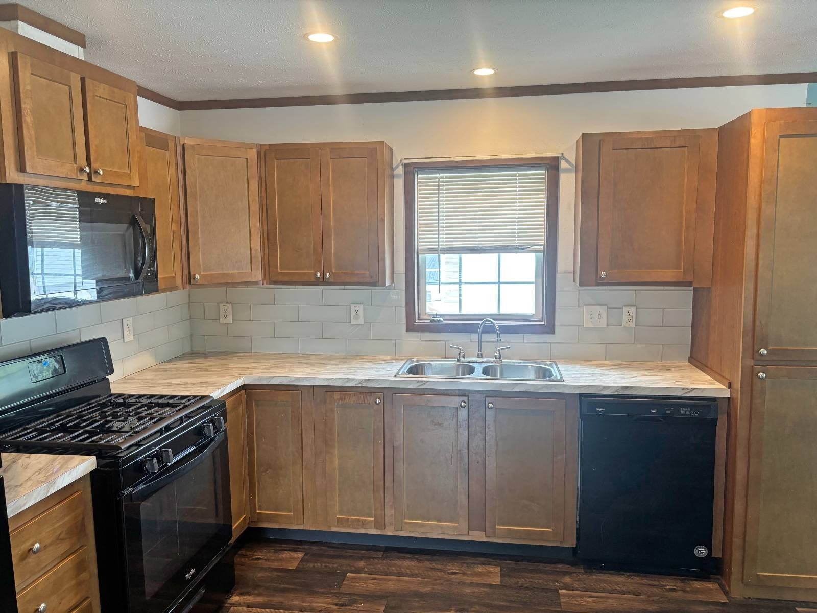 21 Leonard Ave #21L – photo 1