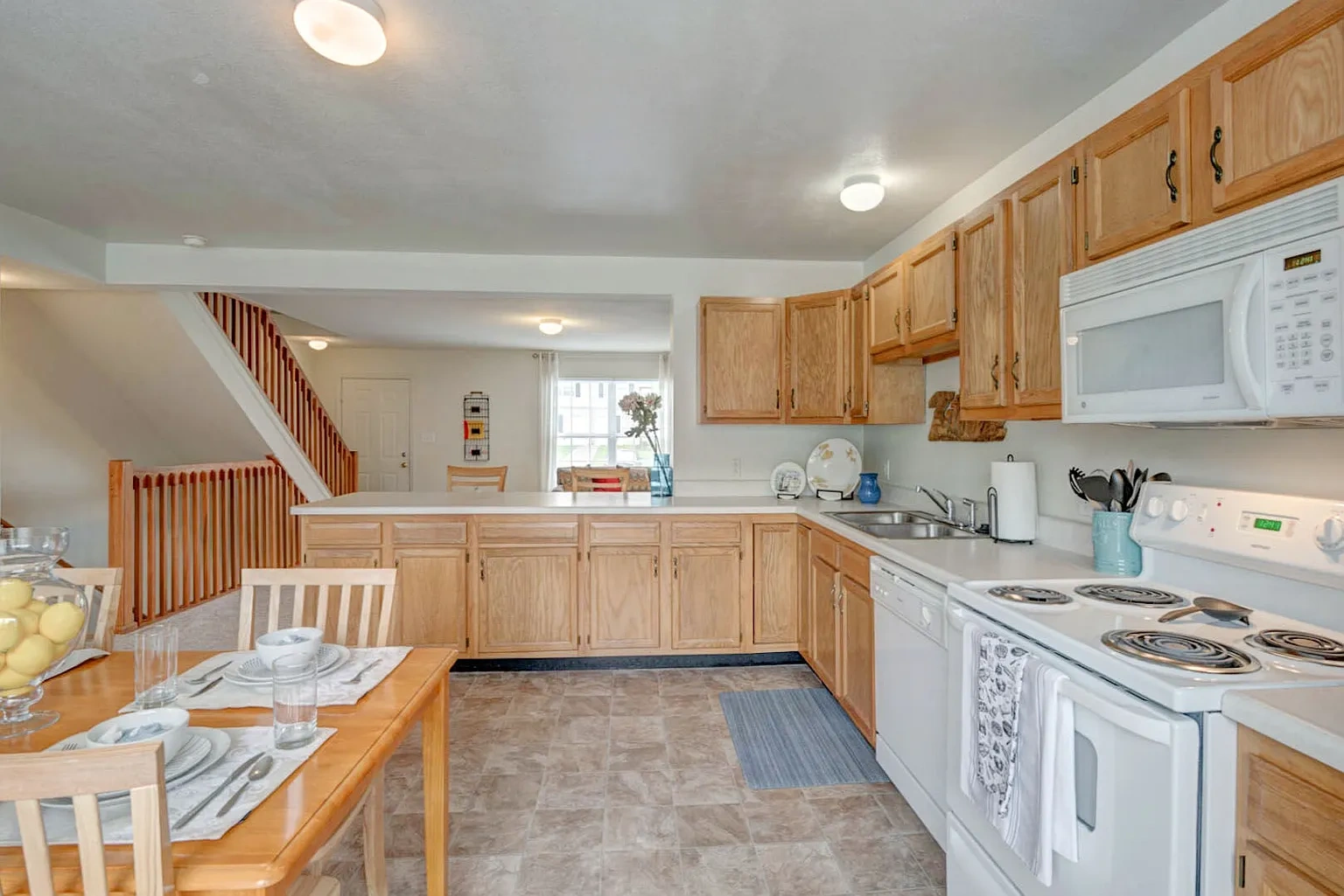 The Grand at the Riverway – photo 4