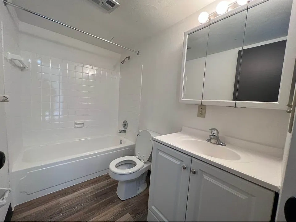 Wellington One Apartments – photo 4