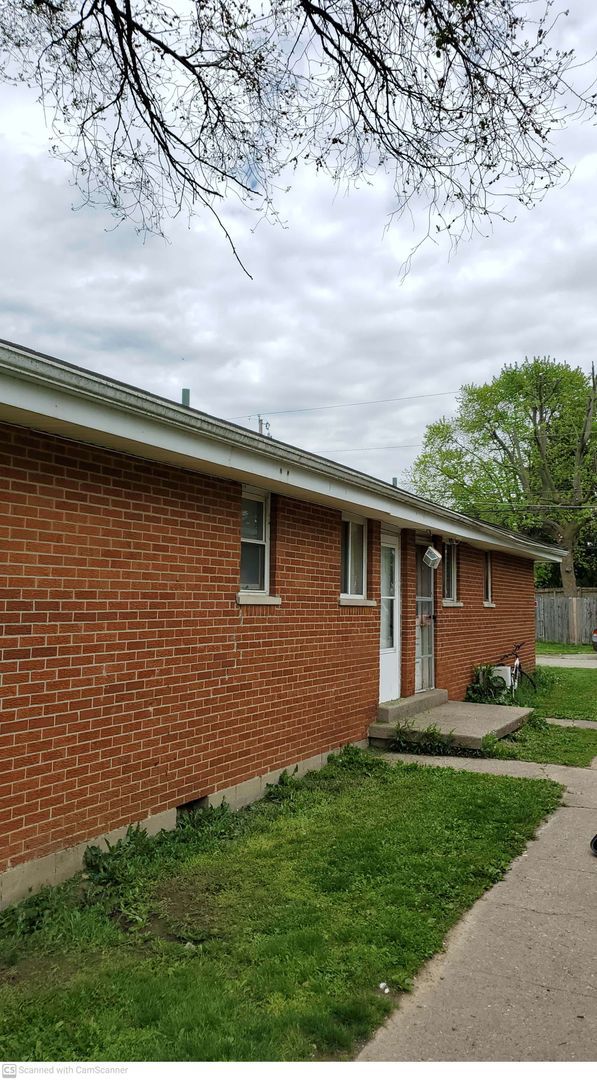 1802-1804 Montgomery Ave unit 1802 – photo 1
