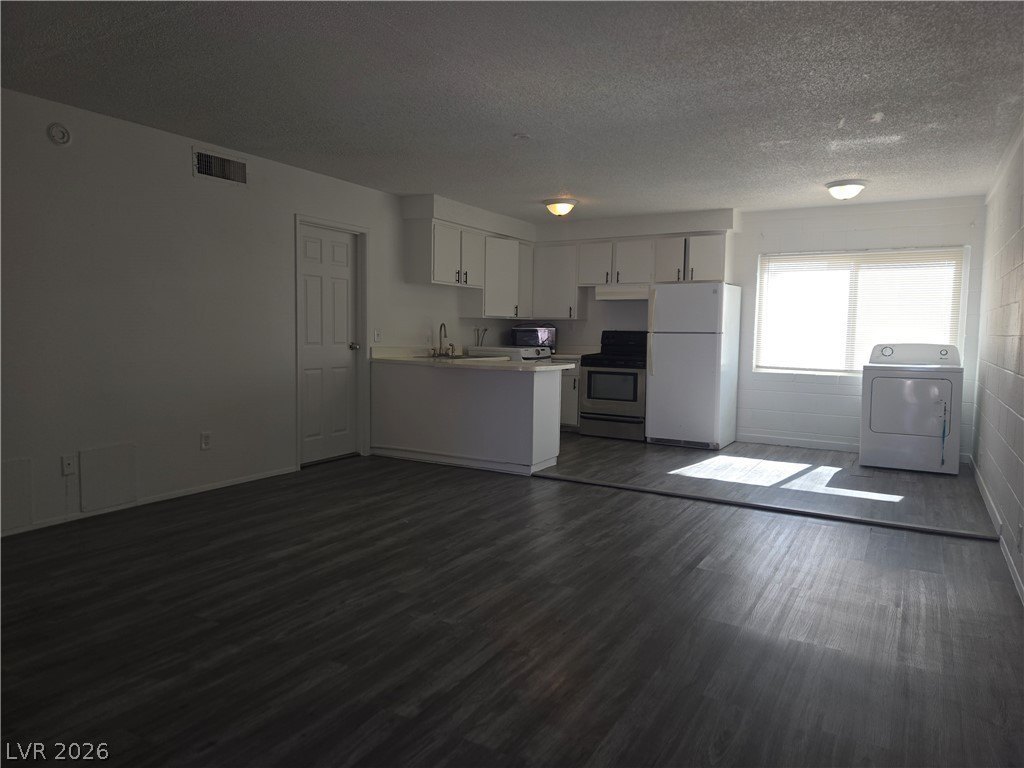 2937 Stewart Ave #3 – photo 1