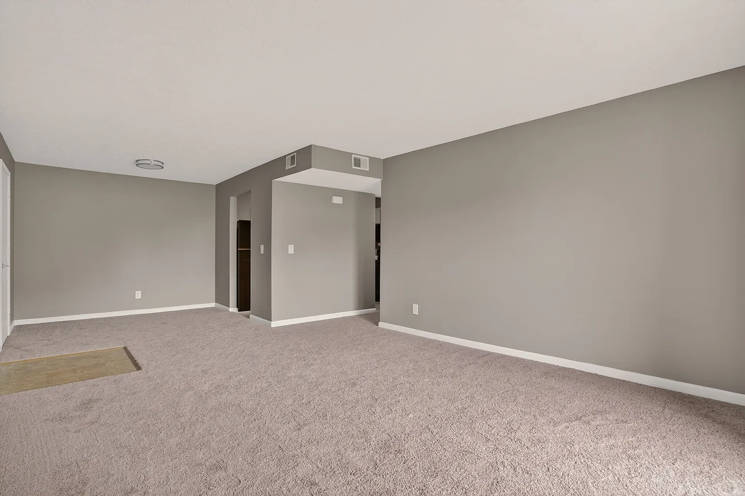 Ashby Apartments – photo 5
