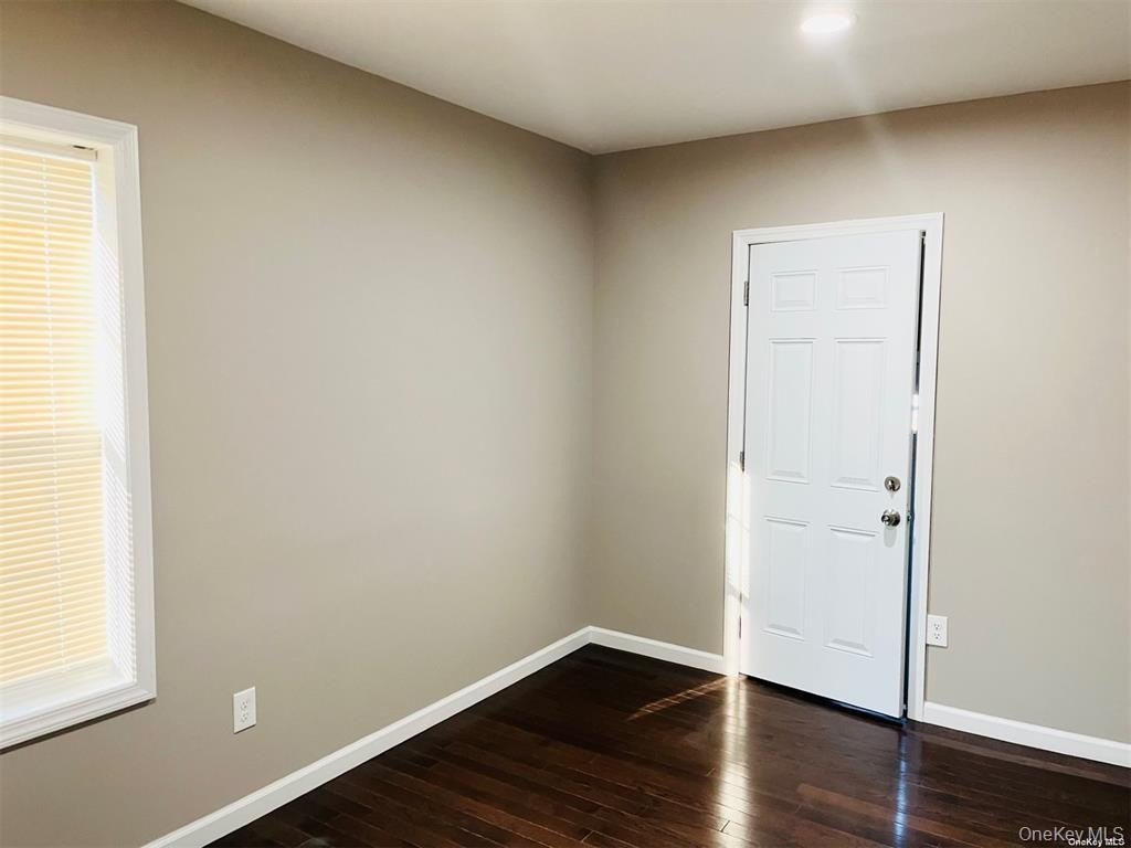 11 Grant Ave – photo 4