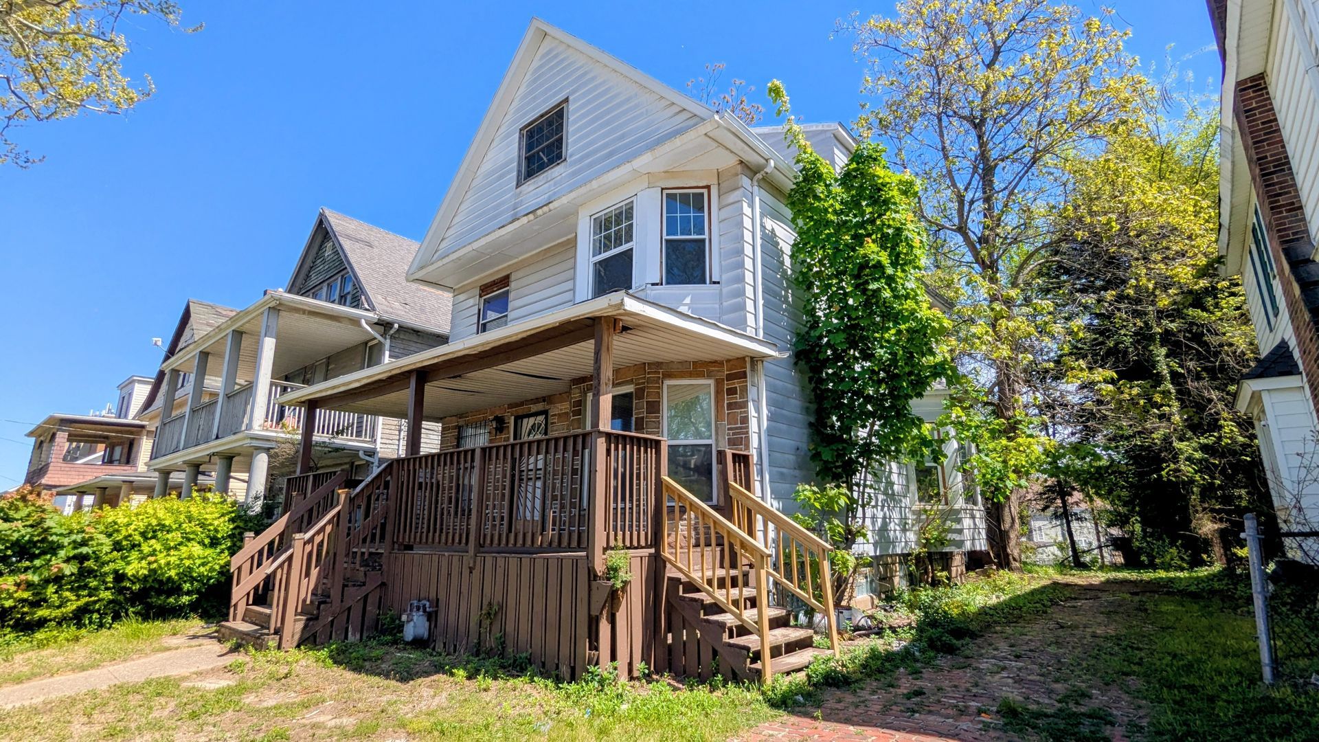 735 Parkwood Dr – photo 3