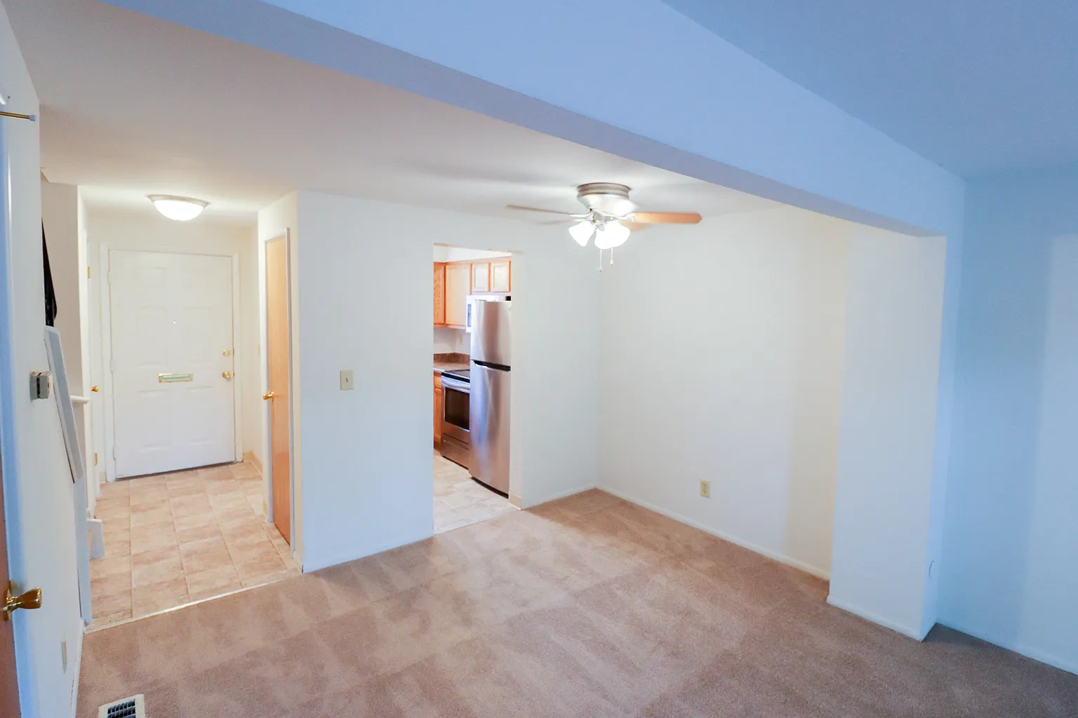 Kingswood Townhouses – photo 1