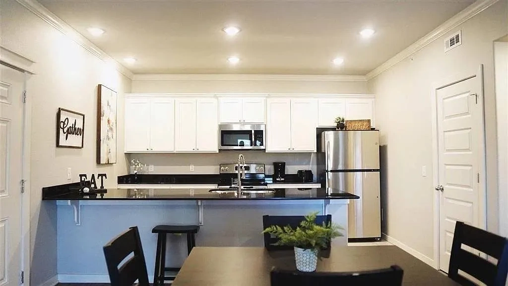 Highland Park Apartments – photo 4