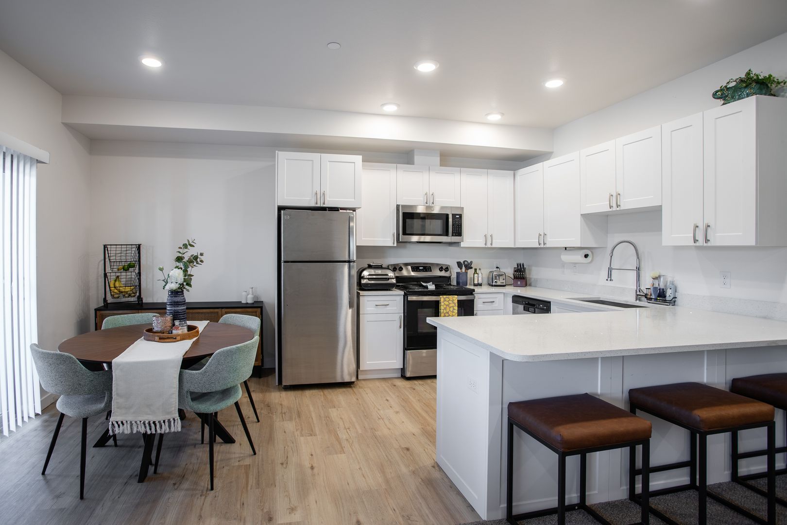 104 Solomon Rd unit D304 – photo 4