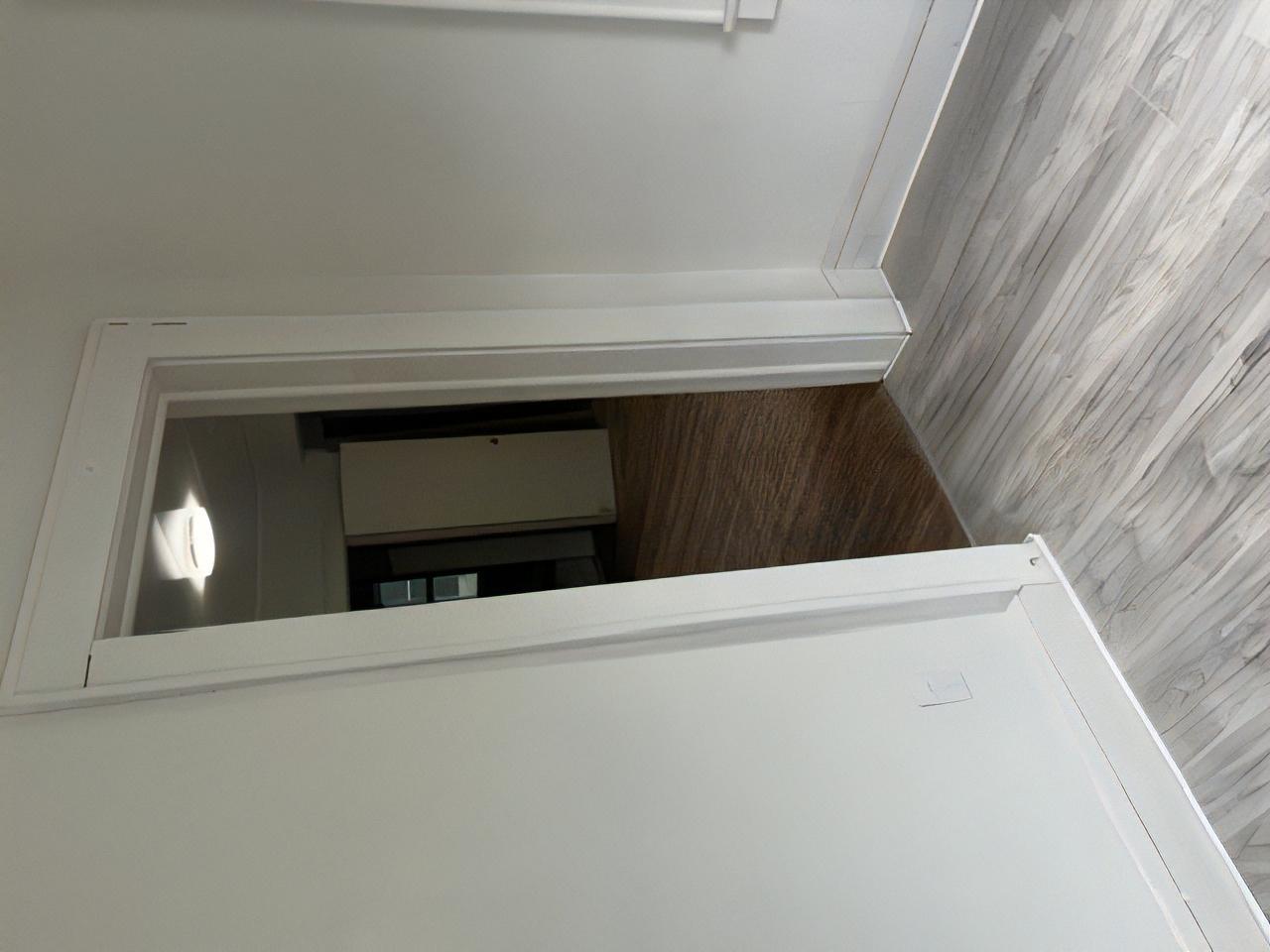 15 Tuthill Ave unit 3 – photo 2