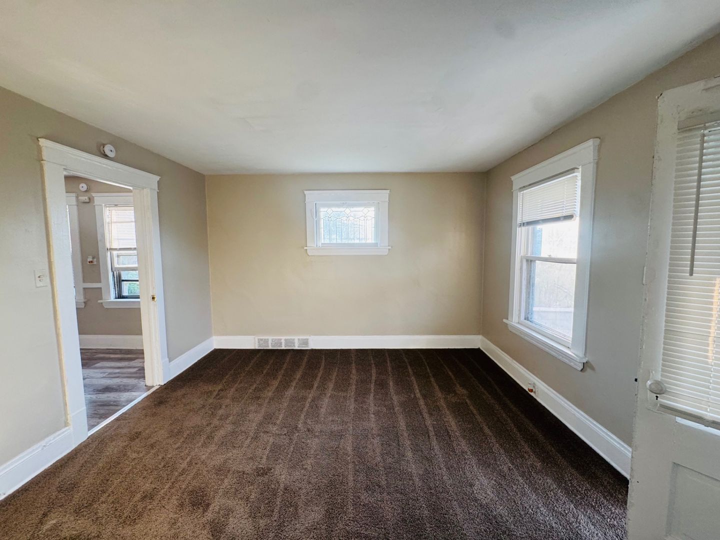 10004 Mt Auburn Ave unit Up Unit – photo 1