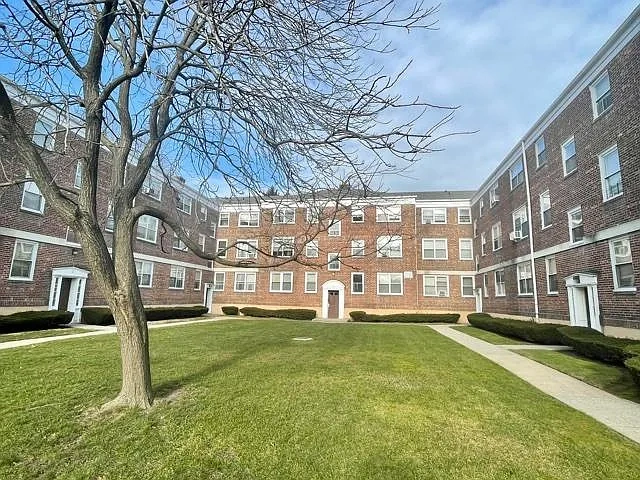 162 Park Ave – photo 2