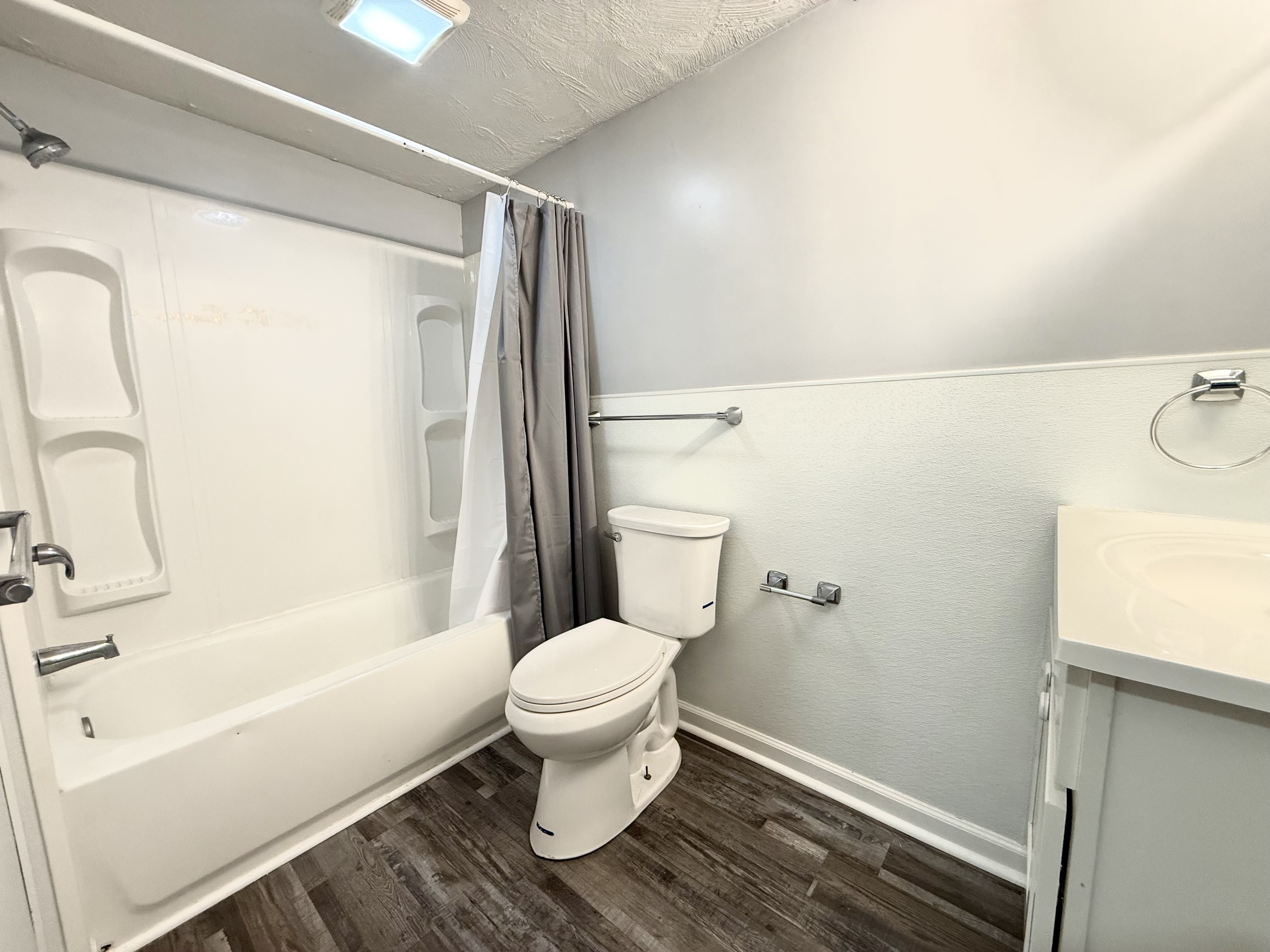 6706 Cleveland Rd unit 2 – photo 2