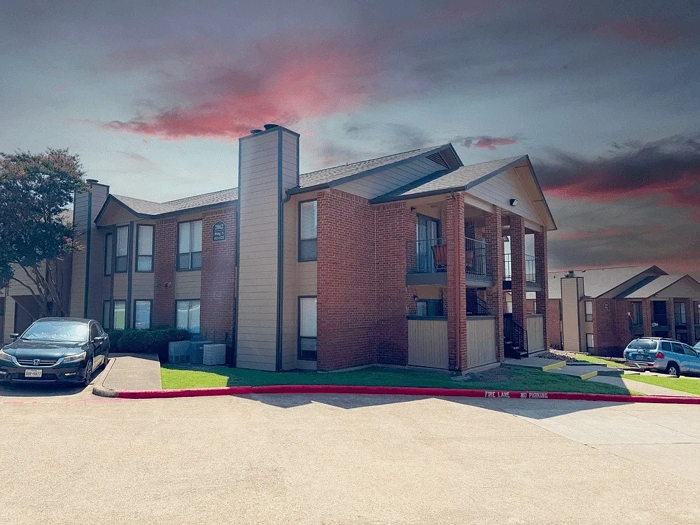 Valley Creek Apartments – photo 5