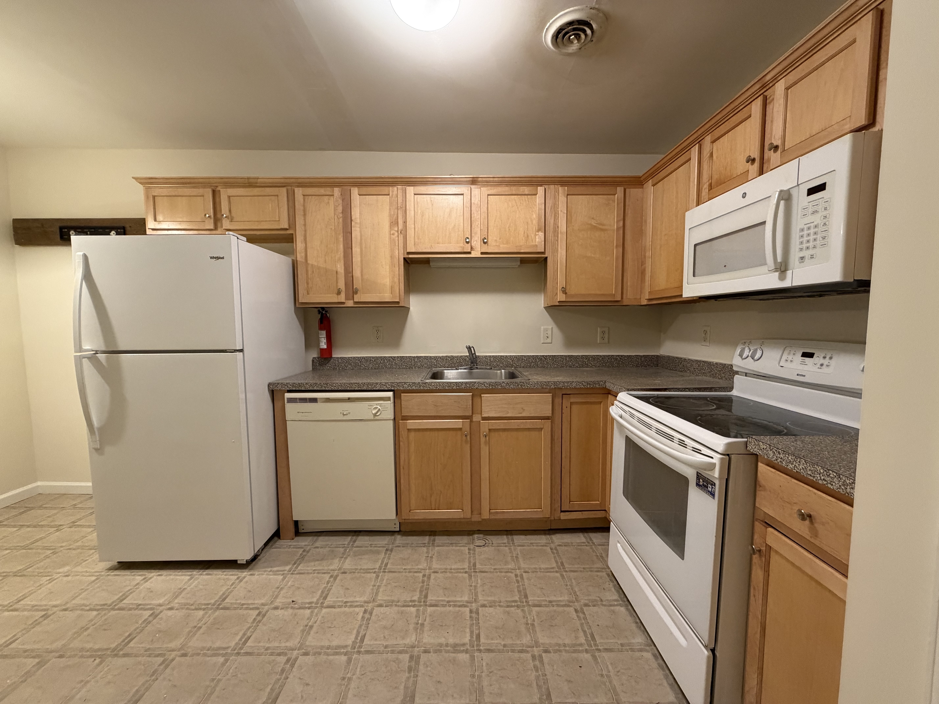 934 Rose St unit 302 – photo 3