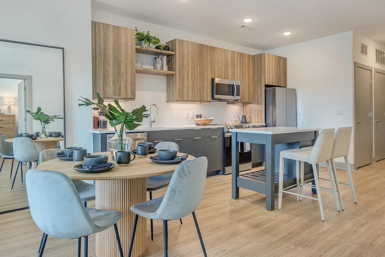 Modera Woodbridge – photo 3