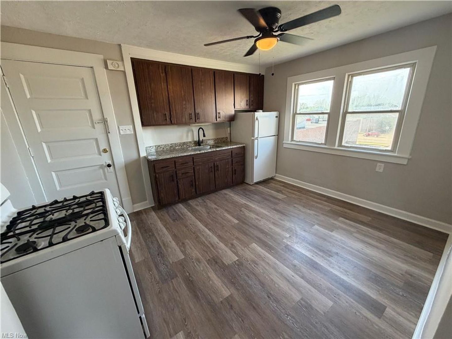 1462 Felton Rd unit Up – photo 5