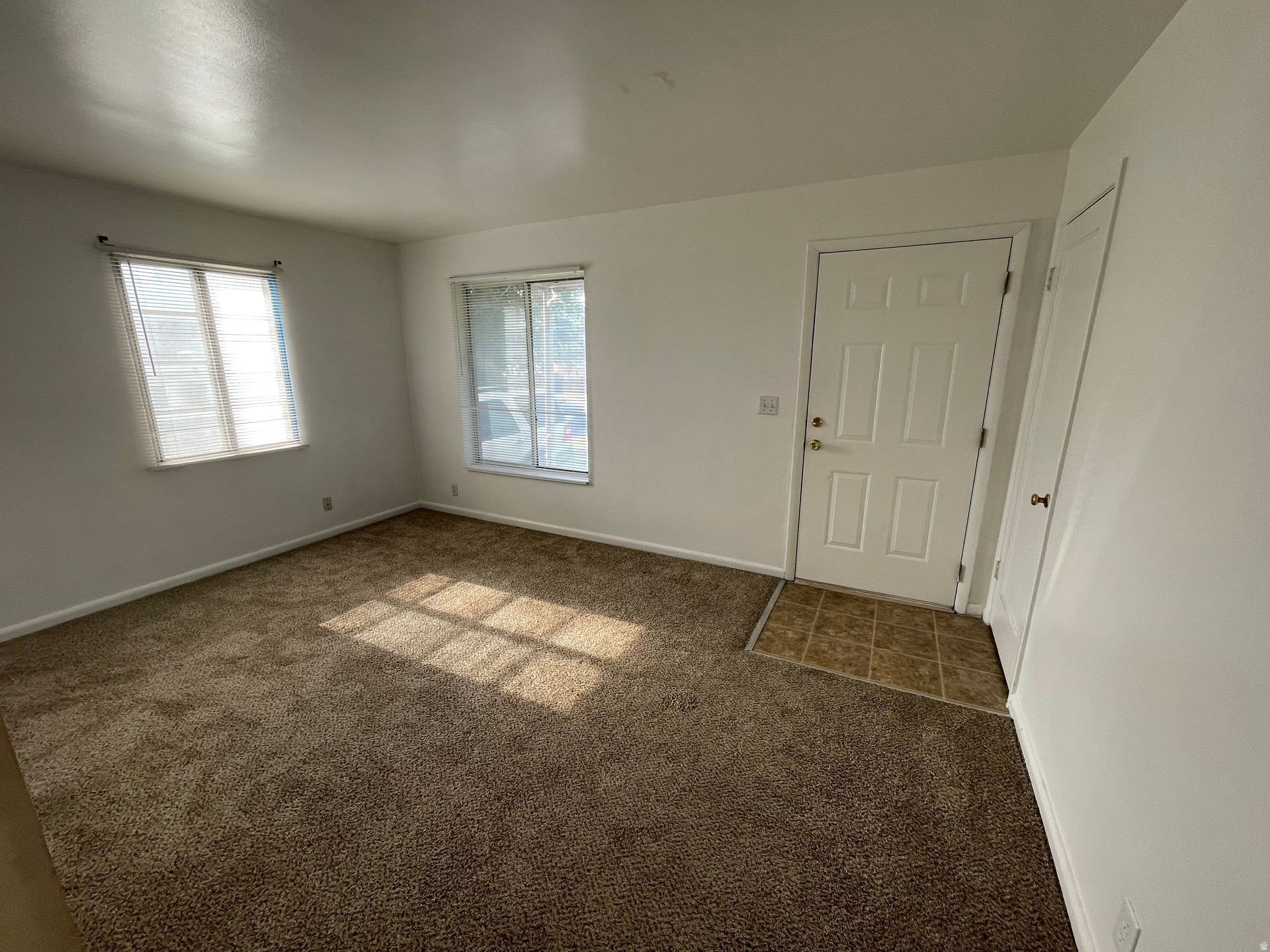 34 W Russett Ave – photo 2
