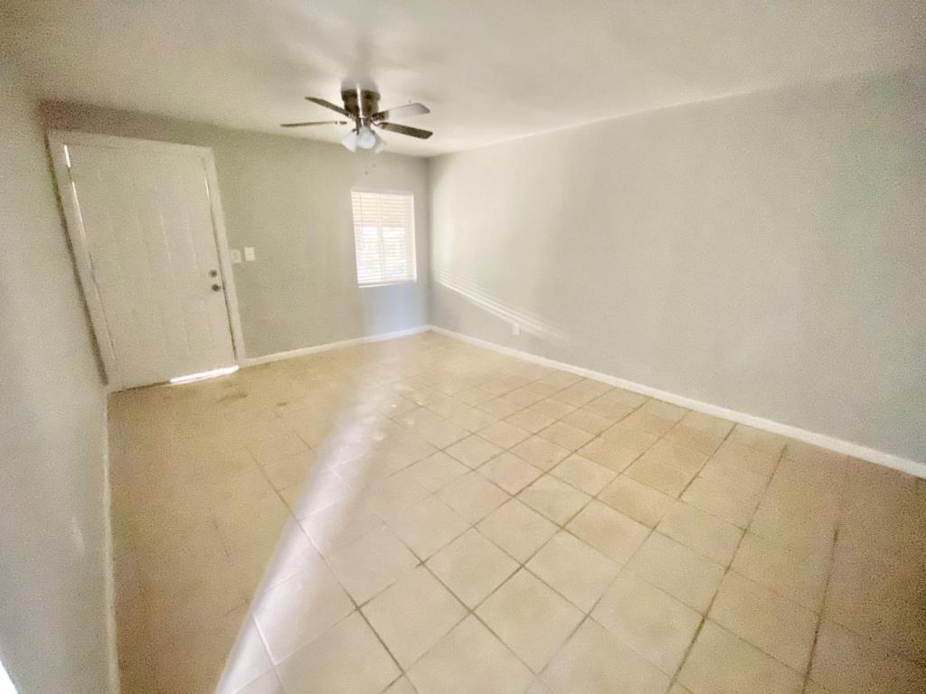 717 W Spring St unit 2 – photo 2