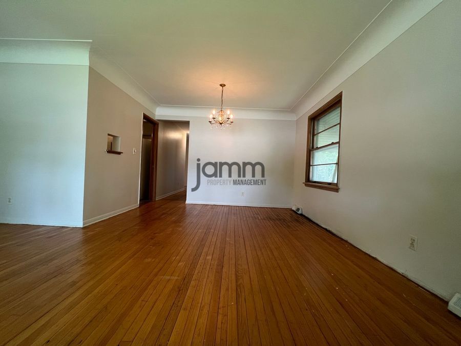 26200 Lakeshore Blvd – photo 3