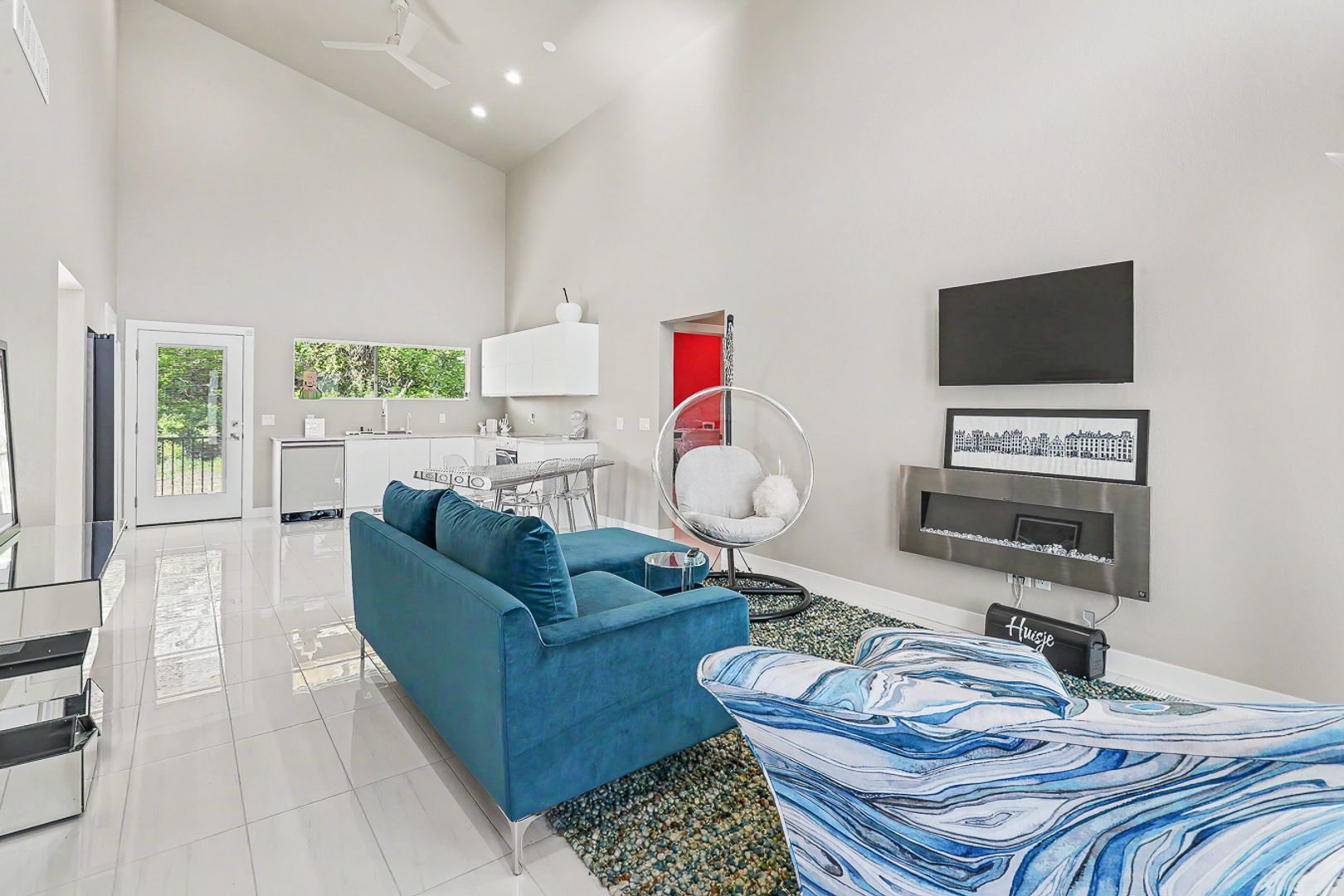 1507 Shady Brook Ln – photo 3