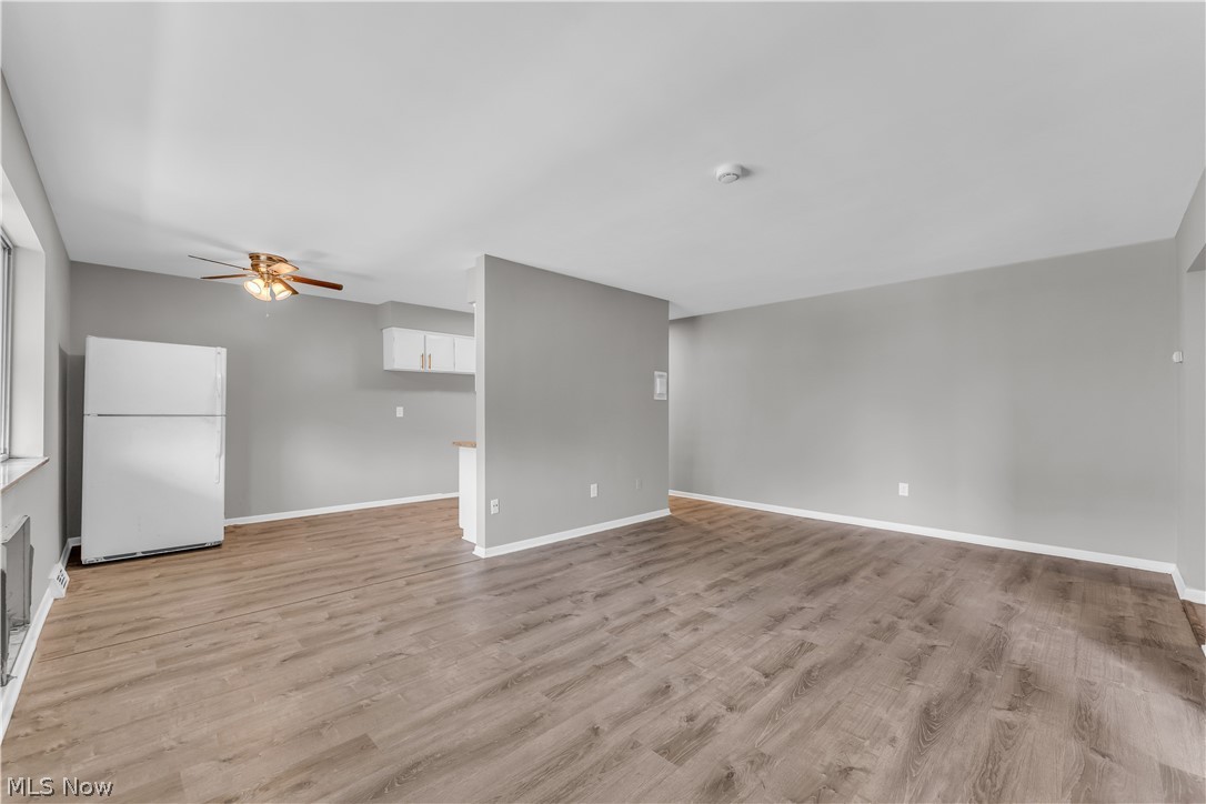 2537 Noble Rd unit 301 – photo 5