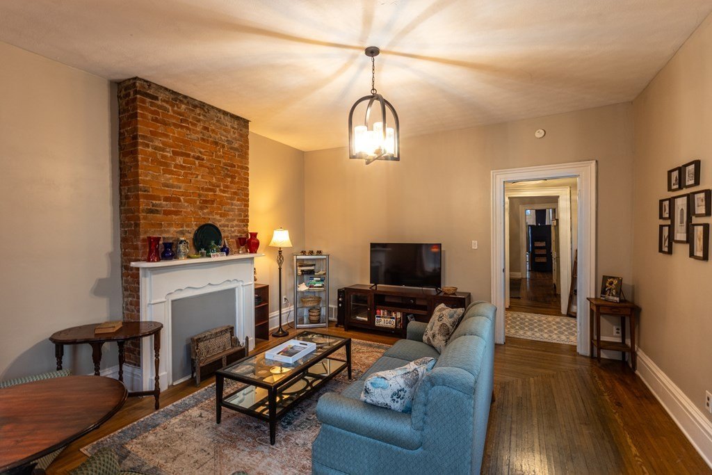 2232 Eoff St – photo 4