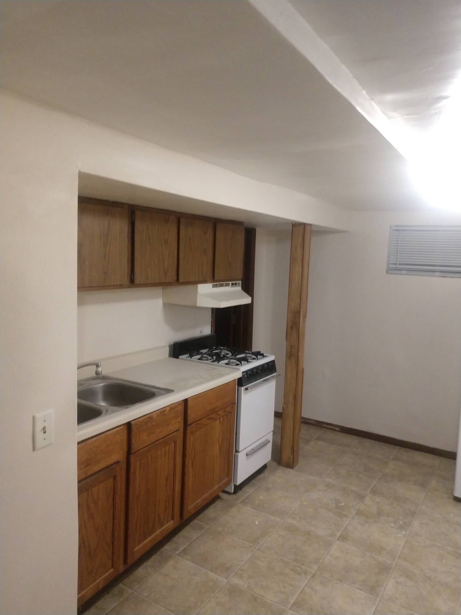 403 Ellen Ave unit 7 – photo 5