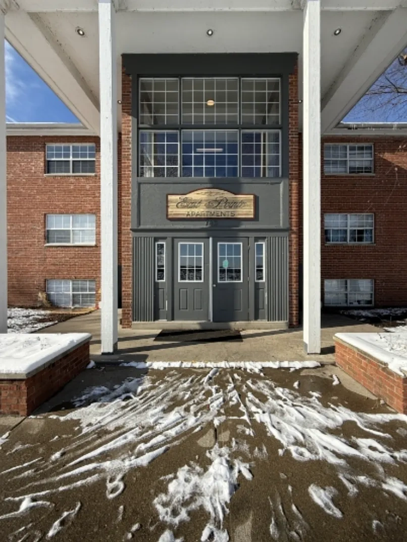East Pointe Apartments – photo 1