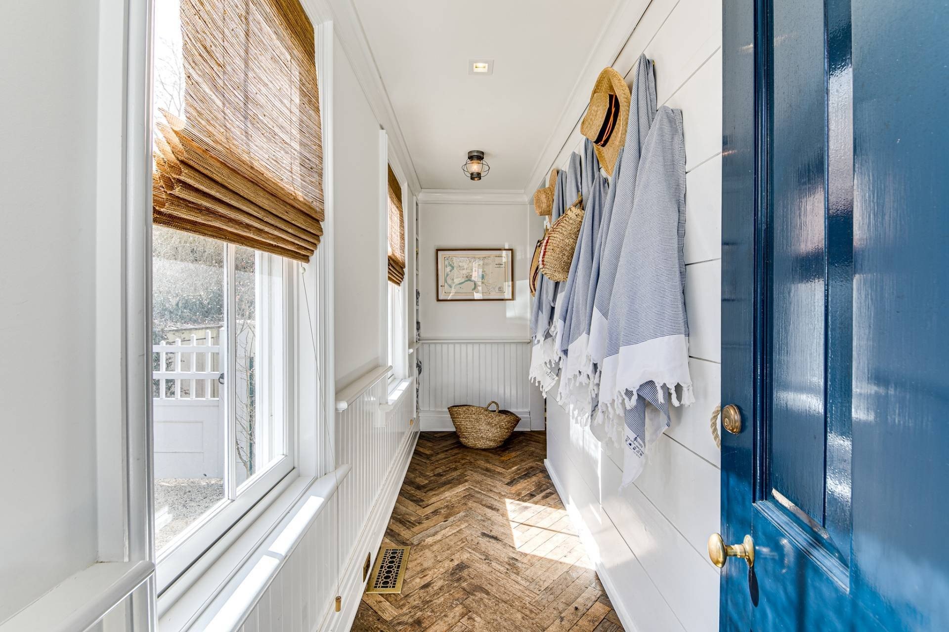 238 Madison St – photo 3