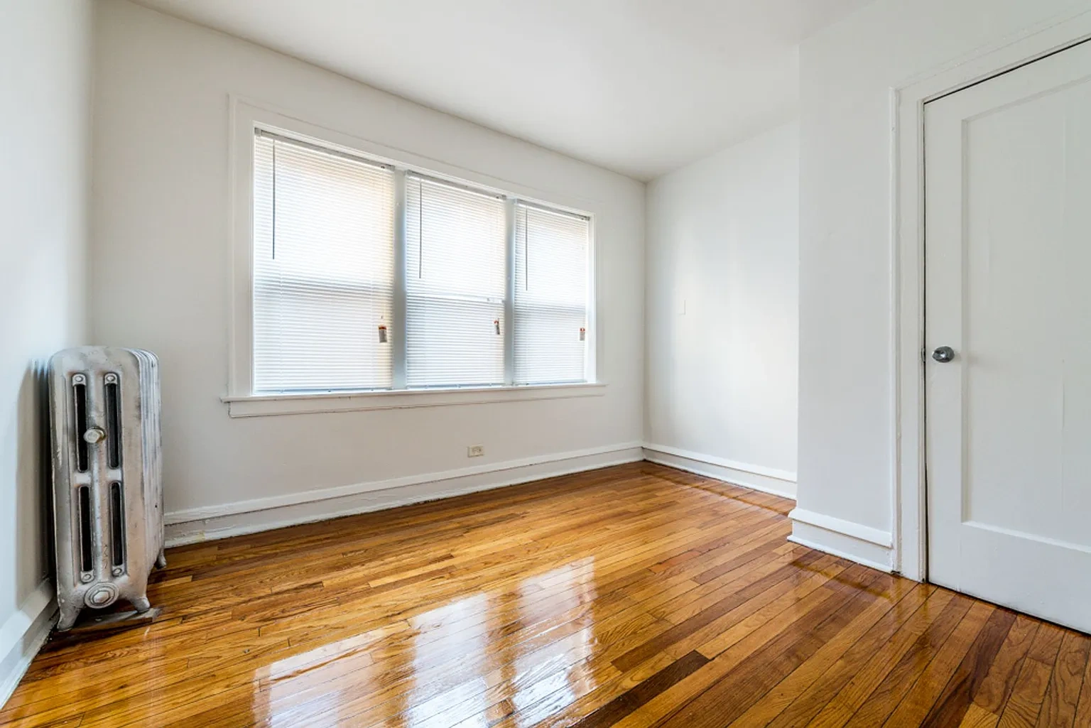 7801 S Yates – photo 1
