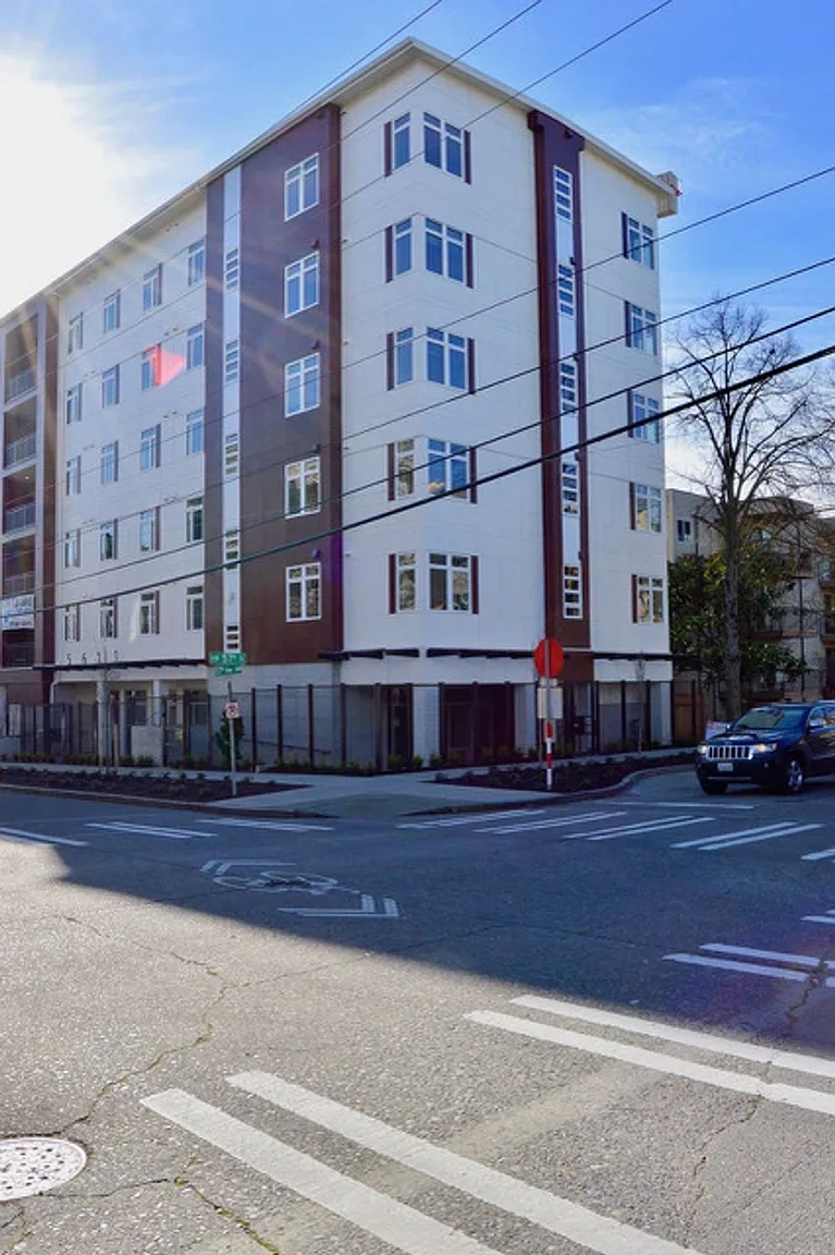 Riano by aPodment Suites Where Ballard Vibe Meets Smart Micro-Living – photo 4