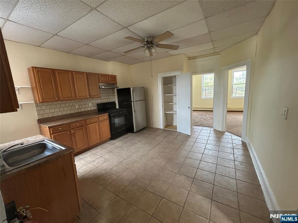 657 Van Houten Ave – photo 3