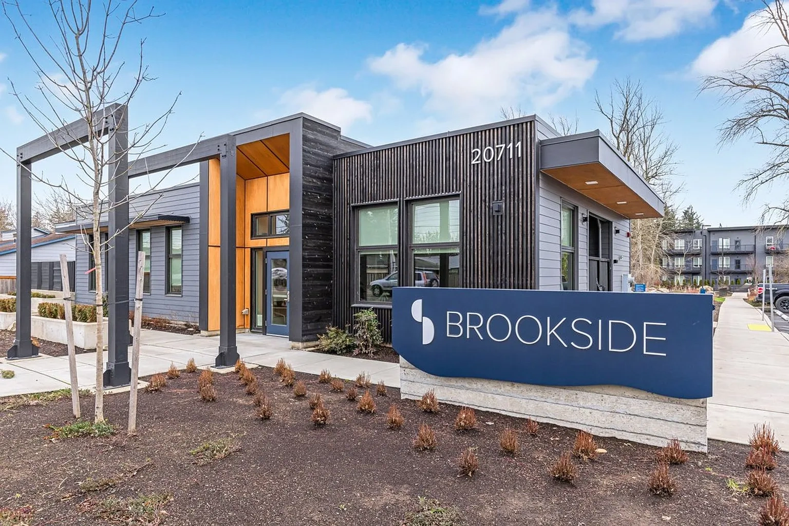 Brookside Apartments – photo 2