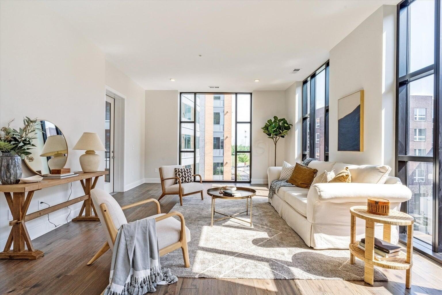 6745 Longshore St #303 – photo 4
