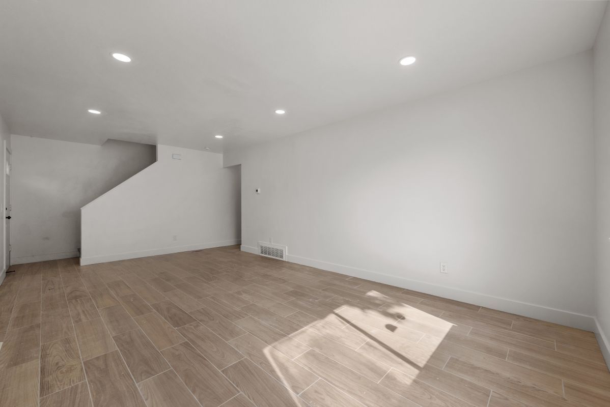 509 Mansfield Ave S – photo 4