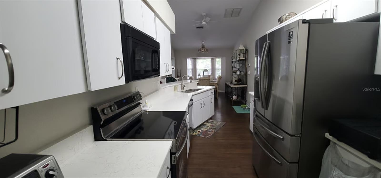 2534 N Brentwood Cir – photo 4