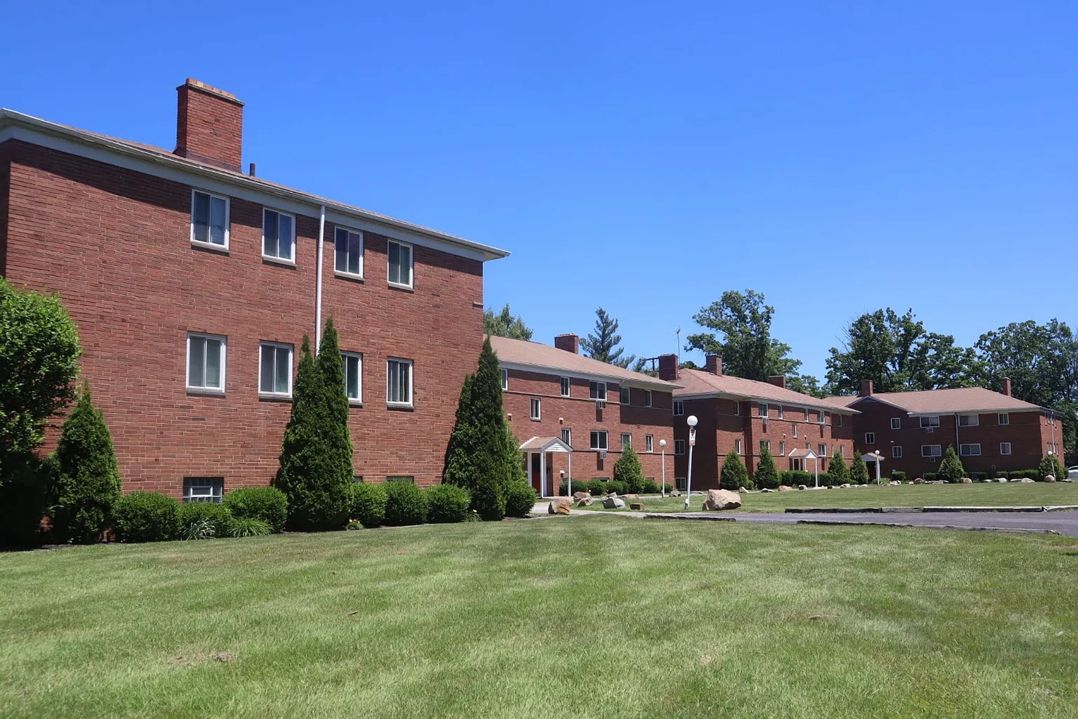 Briardale Commons – photo 2