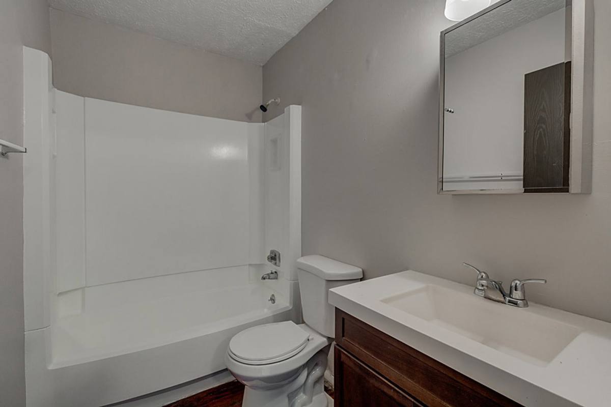 422 S Miami Ave unit 2 – photo 5