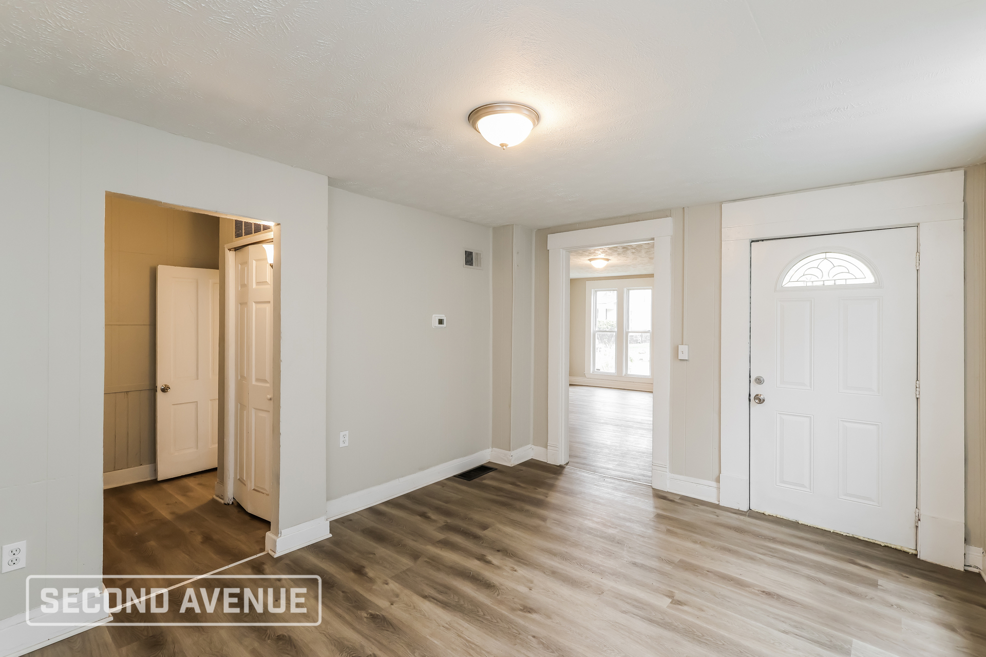 2302 Bolling Ave – photo 5