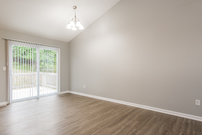 1004 Golfview Dr – photo 5