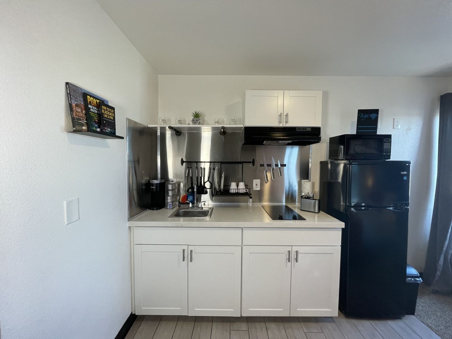 624 Stewart Ave unit 208 – photo 5