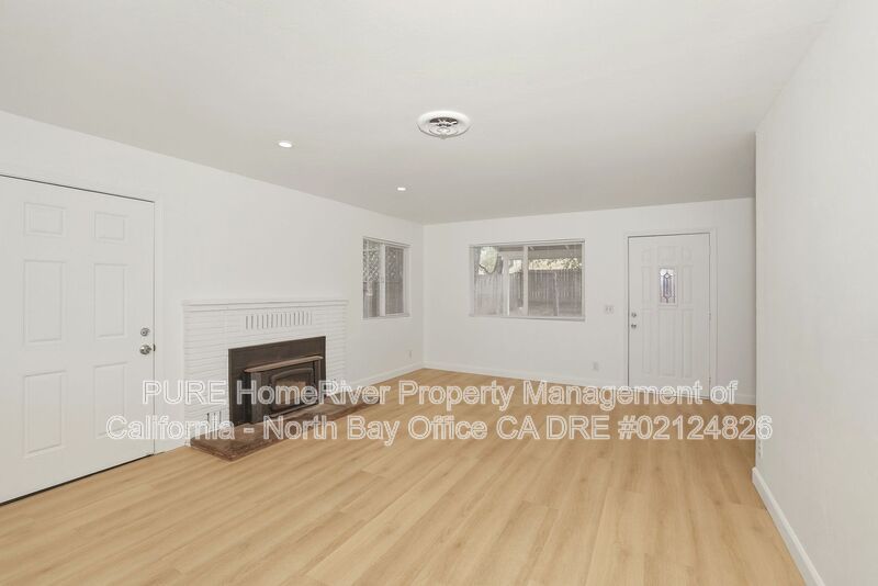 1040 S Cloverdale Blvd – photo 3