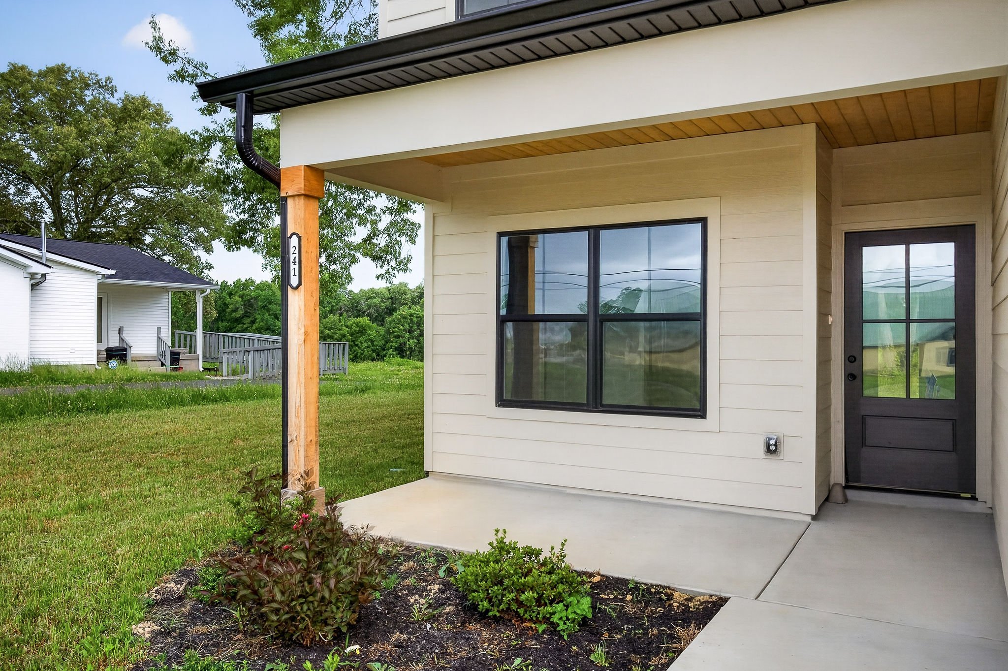 241 Cripps Ln – photo 4