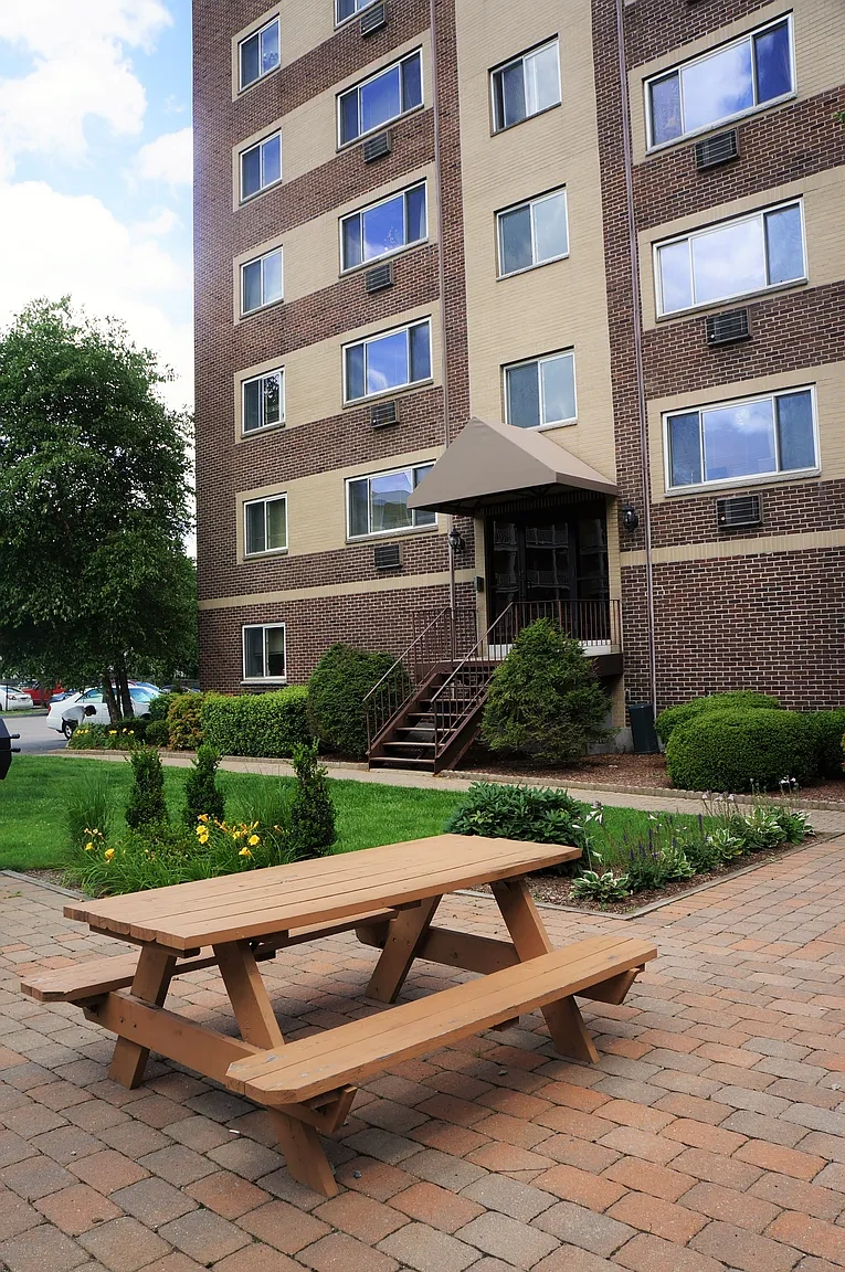 Furnished Rentals - Quincy/South Shore – photo 3