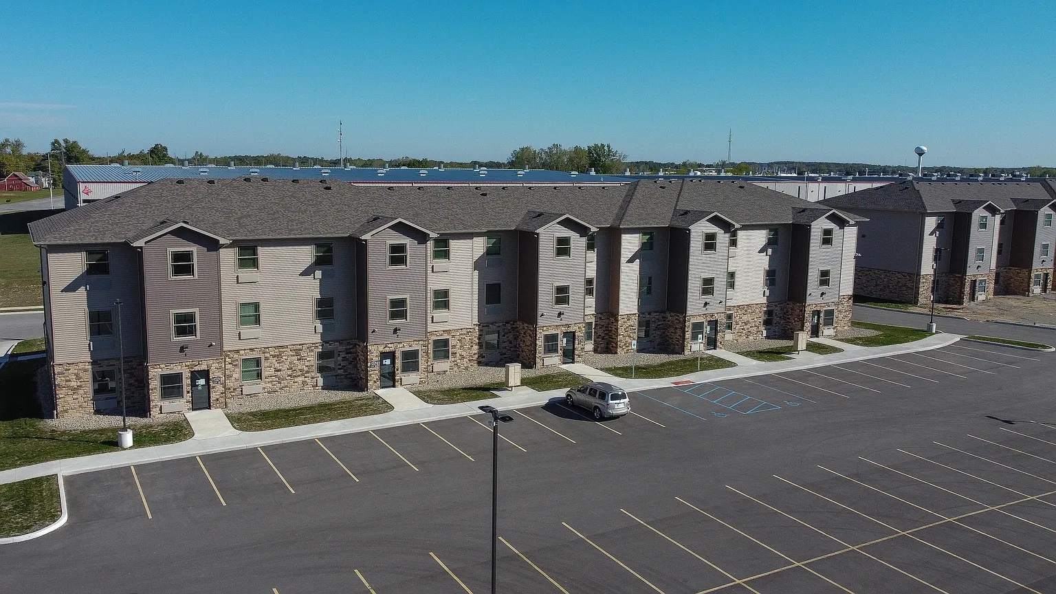 Crossroads Place Apartments – photo 3