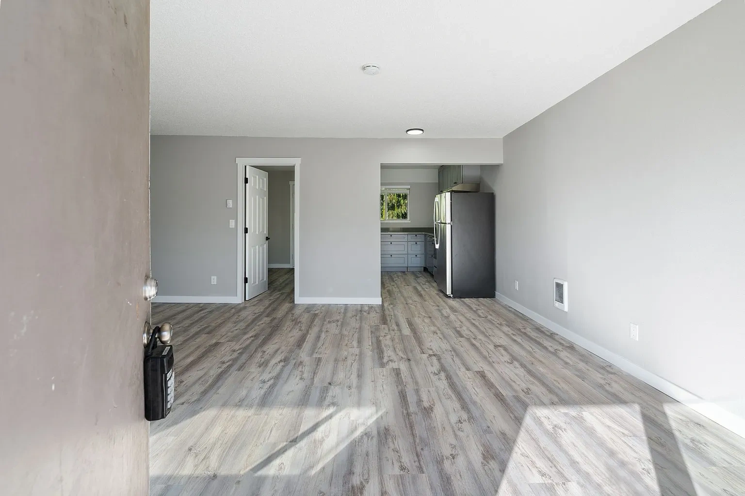 Eastside Village Apartments – photo 5